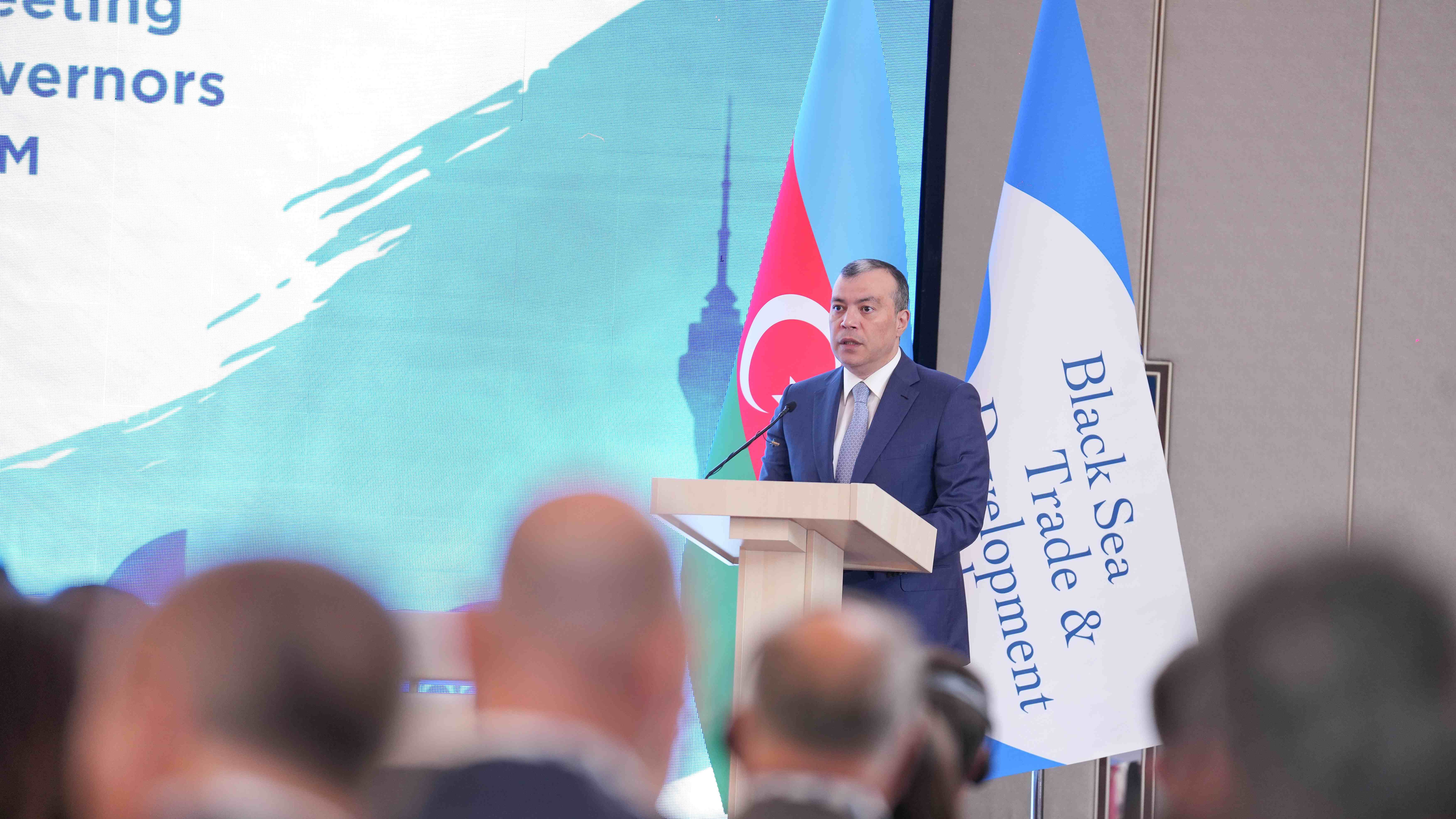 Sahil Babayev, Minister of Finance of the Republic of Azerbaijan, delivers opening remarks at the BSTDB Business Forum in Baku.