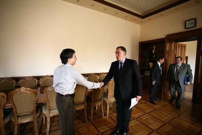 president_visits_armenia_2010_3.jpg